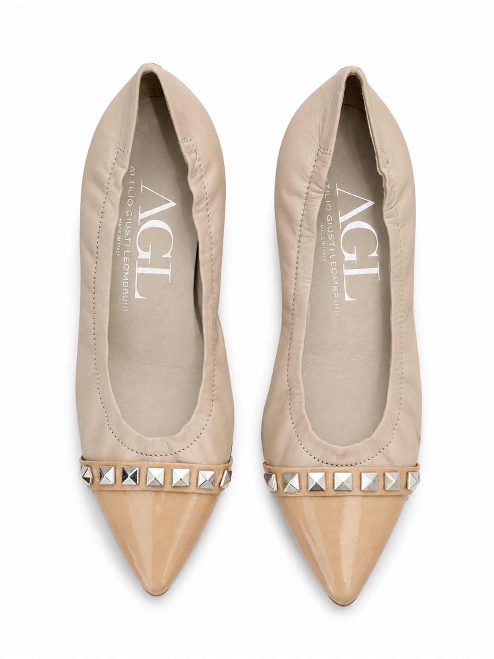 AGL  Vero Cuoio low-heeled pointed toe pumps nude - decorative studs 38 1/2
